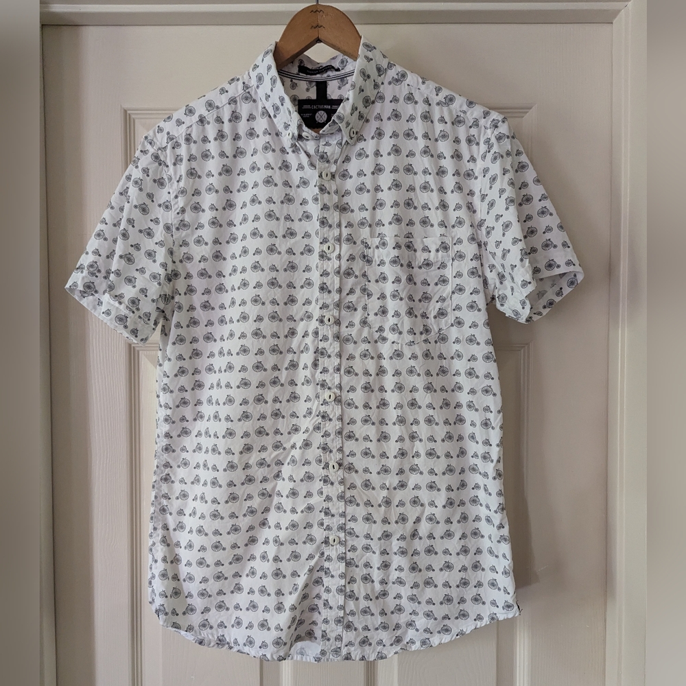 Cactus Man Mens Button Up Collared Shirt Size Small Slim Fit Bicycle Print 100%